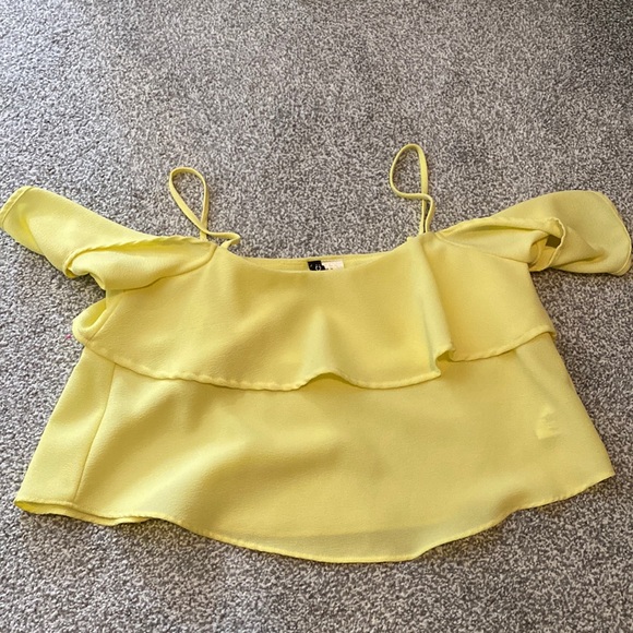 Divided Tops - Yellow cold shoulder crop top